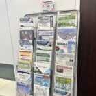 店舗内ラックにて無料配架サービスを開始しました